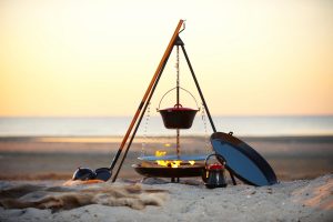 bon-fire_on_beach